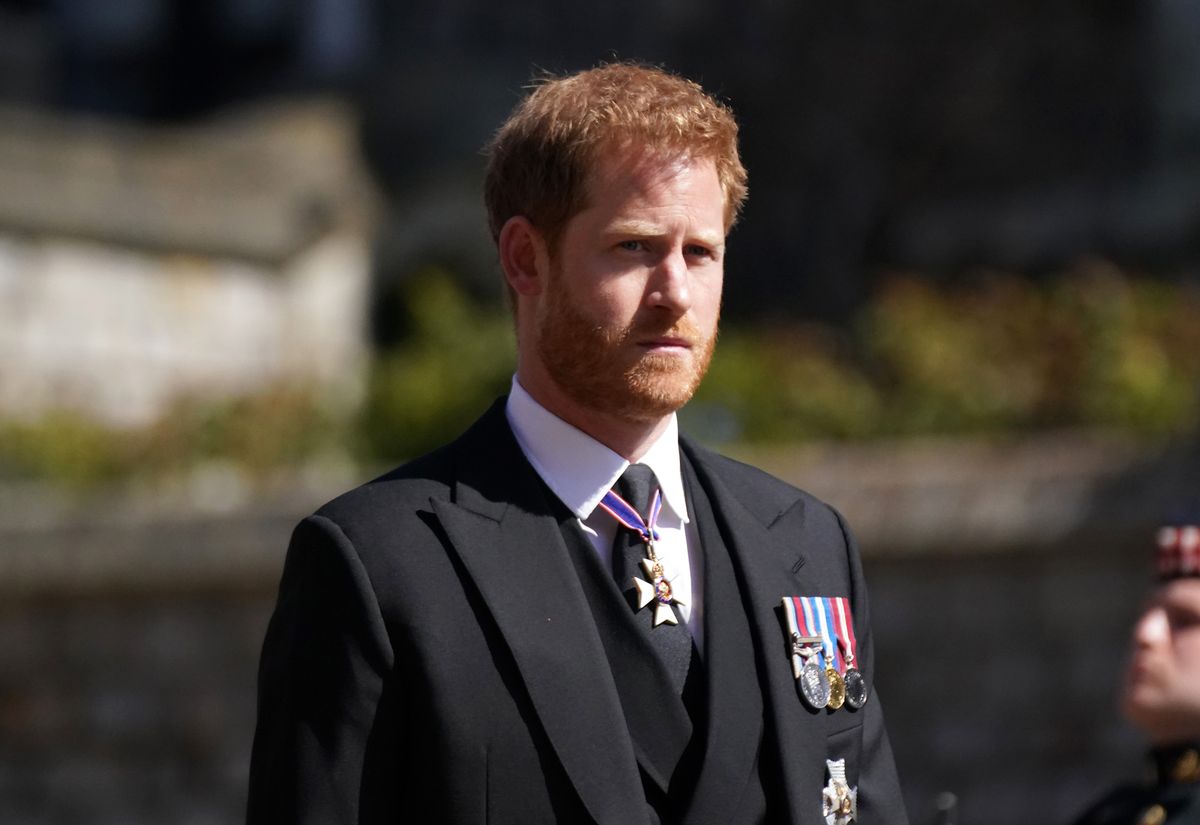 O príncipe Harry chega para o funeral do príncipe Philip, duque de Edimburgo em St George