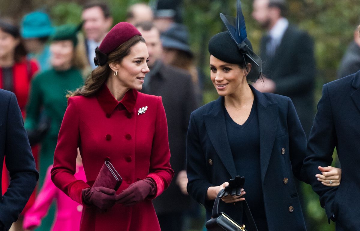 Catherine, Herzogin von Cambridge und Meghan, Herzogin von Sussex nehmen am 25. Dezember 2018 am Weihnachtsgottesdienst in der Kirche St. Maria Magdalena auf dem Anwesen von Sandringham teil