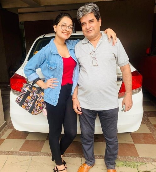 akshita mudgal otec
