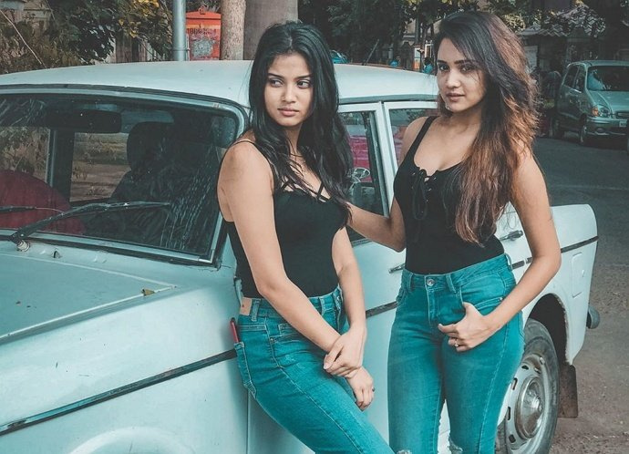 ashi singh sestra