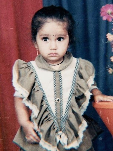 foto de la infancia de pranali ghogare