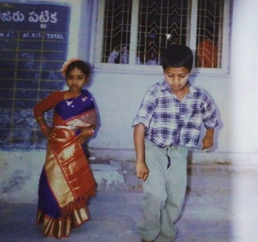 jabardasth avinash detská fotografia
