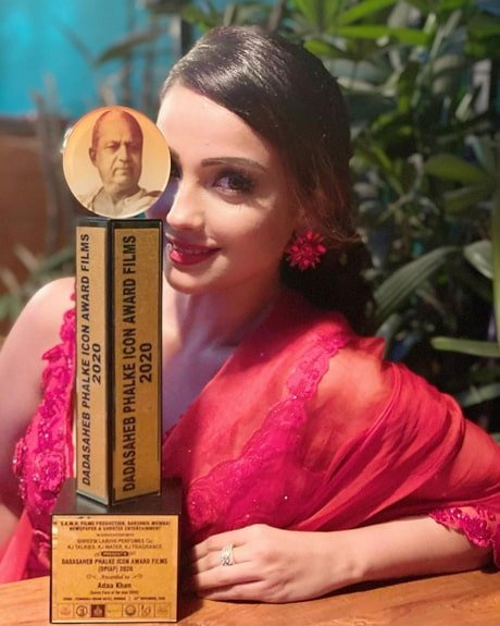 premio adaa khan