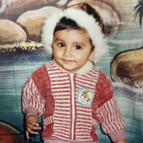 photo d'enfance dure de nagar