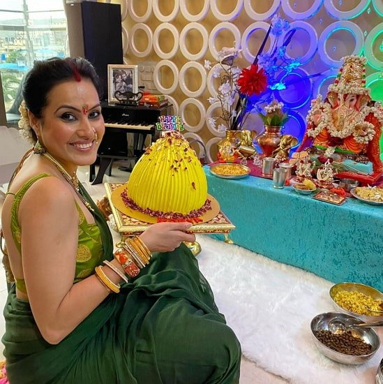   kamya punjabi