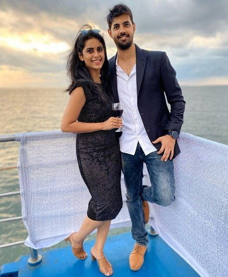 madhura deshpande marido