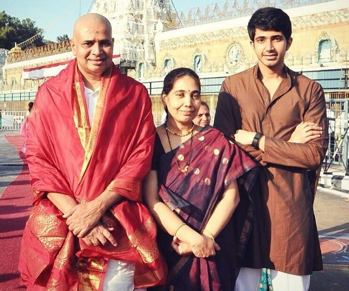 otec a matka chaitanya jonnalagadda