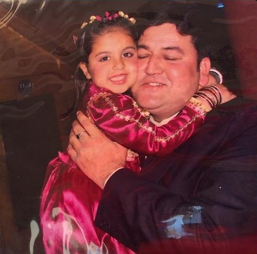 tunisha sharma foto d'infanzia
