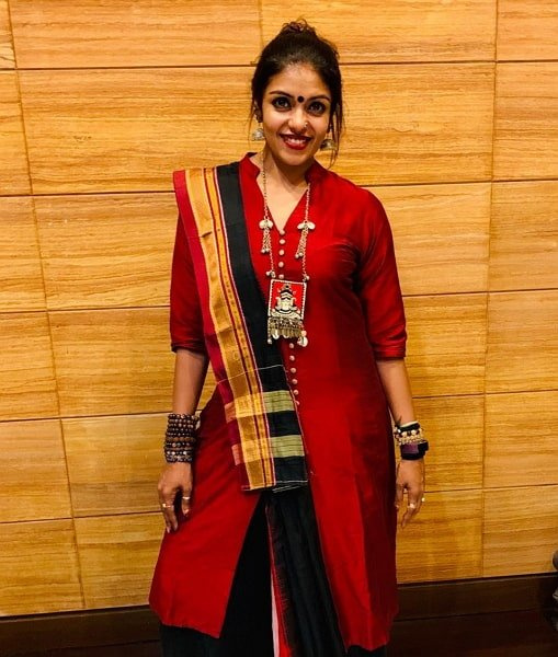 sandhya manoj
