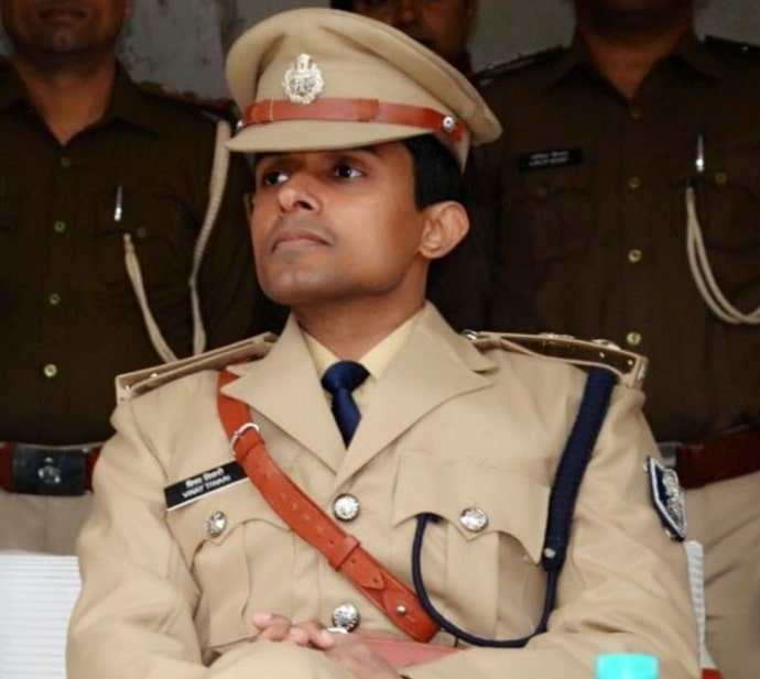 vinay tiwari