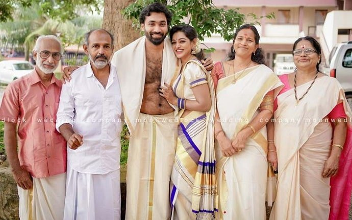 família meera anil