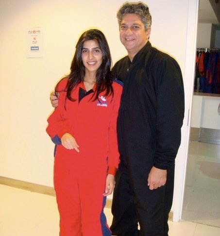 otec simone khambatta
