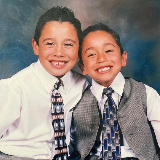 foto de la infancia de brennen taylor
