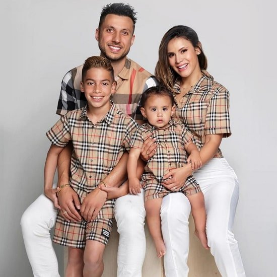 4kpapi familjebild